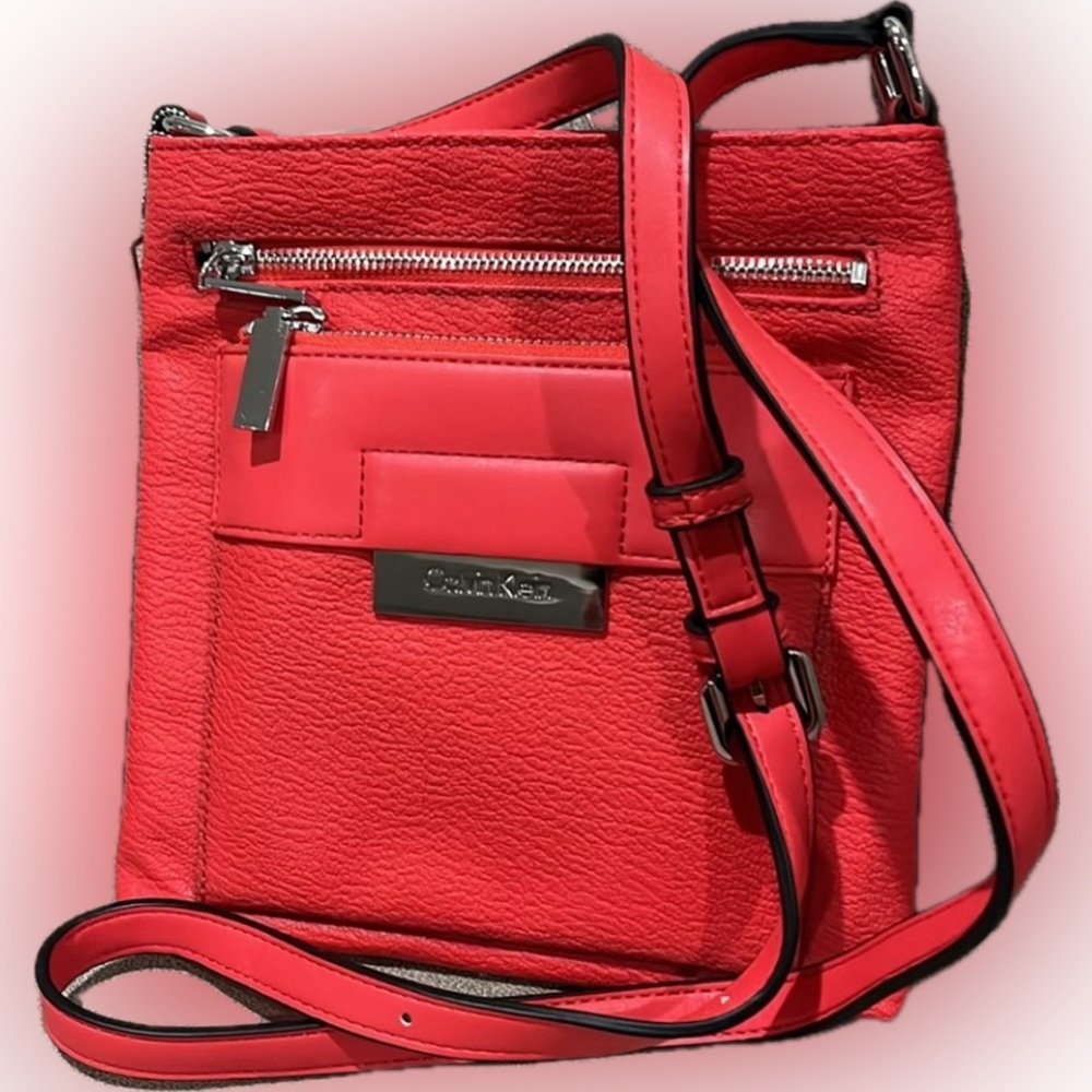 EUC Calvin Klein Crossbody